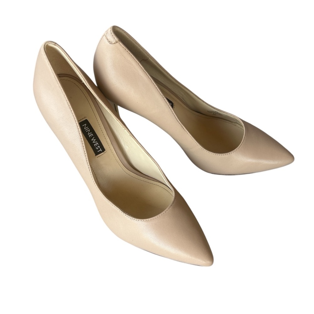 Nine West Tatiana Nude Pointed Toe Pumps leather upper 4” heel size 8.5